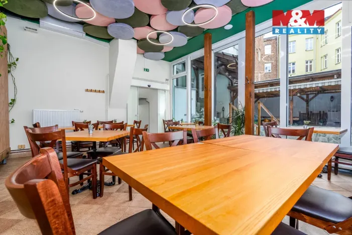 Pronájem restaurace, Praha - Vršovice, Moskevská, 163 m2