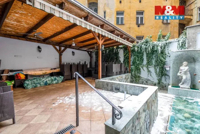 Pronájem restaurace, Praha - Vršovice, Moskevská, 163 m2