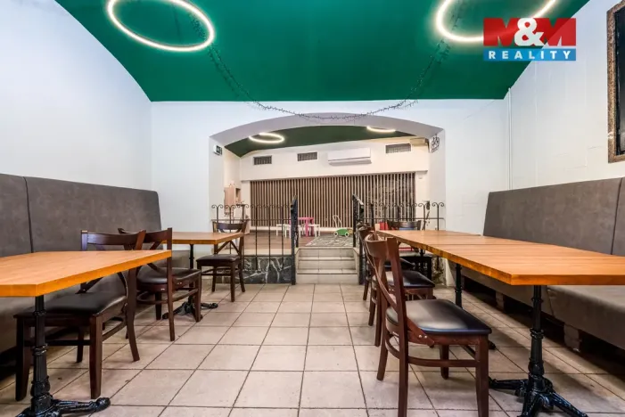 Pronájem restaurace, Praha - Vršovice, Moskevská, 163 m2