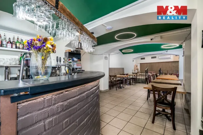 Pronájem restaurace, Praha - Vršovice, Moskevská, 163 m2