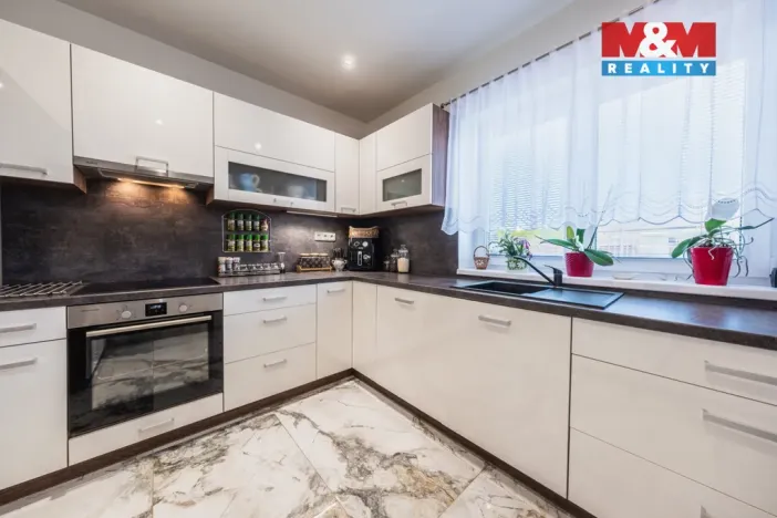 Prodej rodinného domu, Mukařov - Žernovka, K Památníku, 107 m2