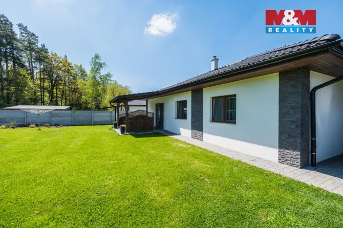Prodej rodinného domu, Mukařov - Žernovka, K Památníku, 107 m2
