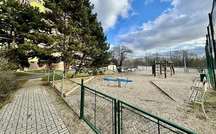 Pronájem bytu 2+1, Chomutov, Kamenná, 60 m2