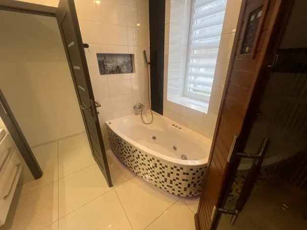 Pronájem bytu 4+kk, Praha - Smíchov, Plzeňská, 107 m2