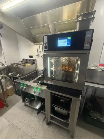 Pronájem restaurace, Harrachov, 103 m2