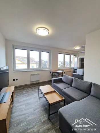 Pronájem bytu 2+kk, Plaňany, Tylova, 40 m2