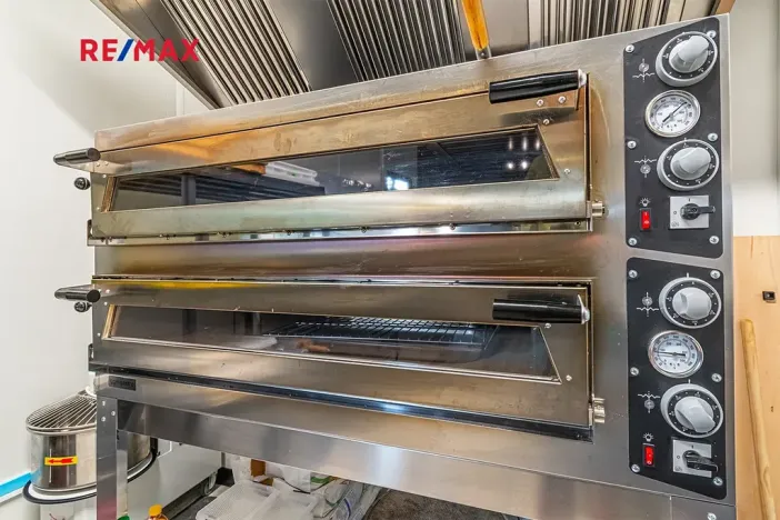 Prodej komerční nemovitosti, Plzeň, 27 m2