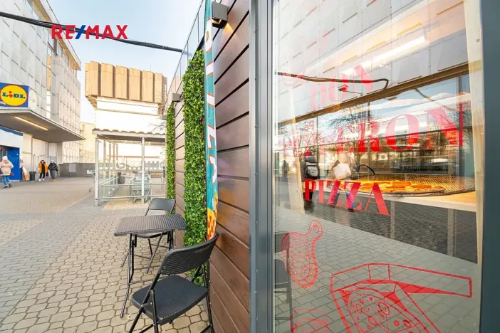 Prodej komerční nemovitosti, Plzeň, 27 m2