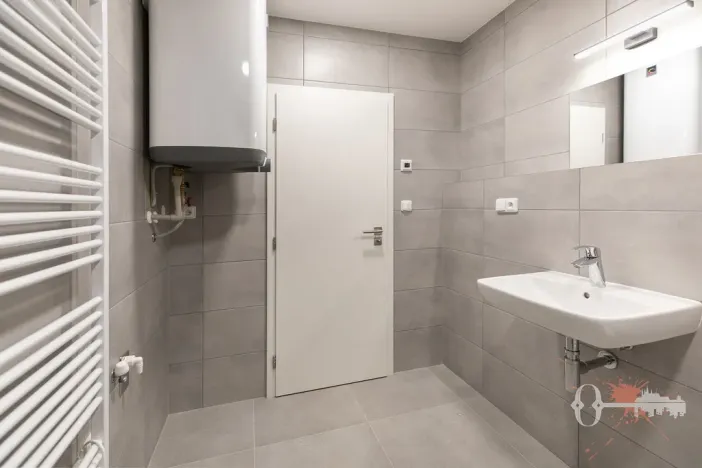 Pronájem bytu 1+kk, Praha - Uhříněves, Douchova, 32 m2