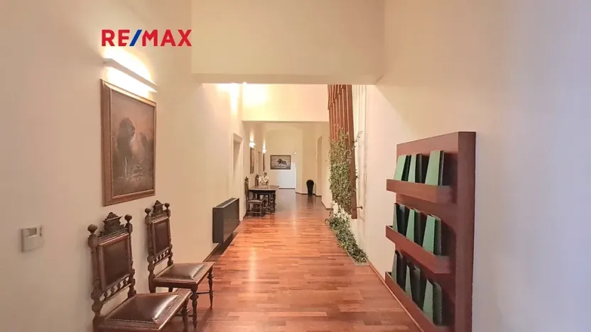 Pronájem kanceláře, Praha - Karlín, Sokolovská, 69 m2