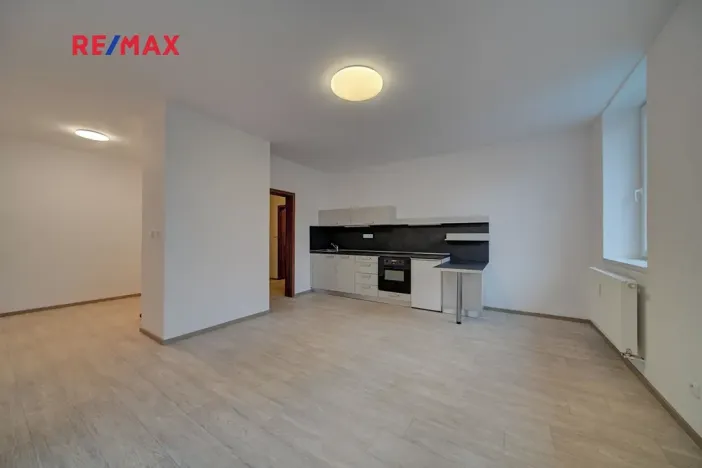 Pronájem bytu 1+kk, Poděbrady, Lidická, 37 m2