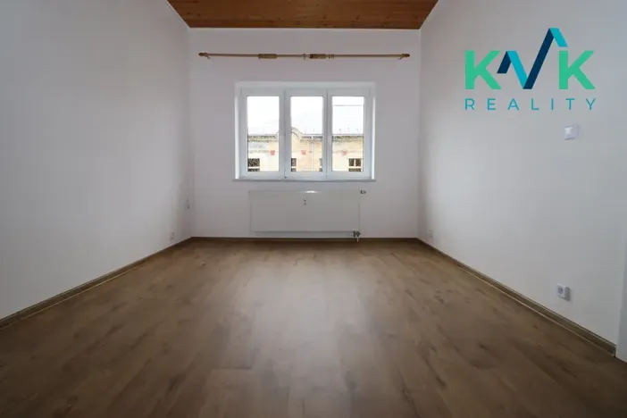 Pronájem bytu 2+1, Sokolov, Nádražní, 52 m2