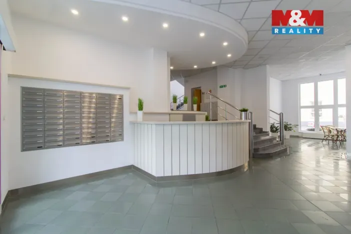 Pronájem kanceláře, Praha, Podbabská, 38 m2