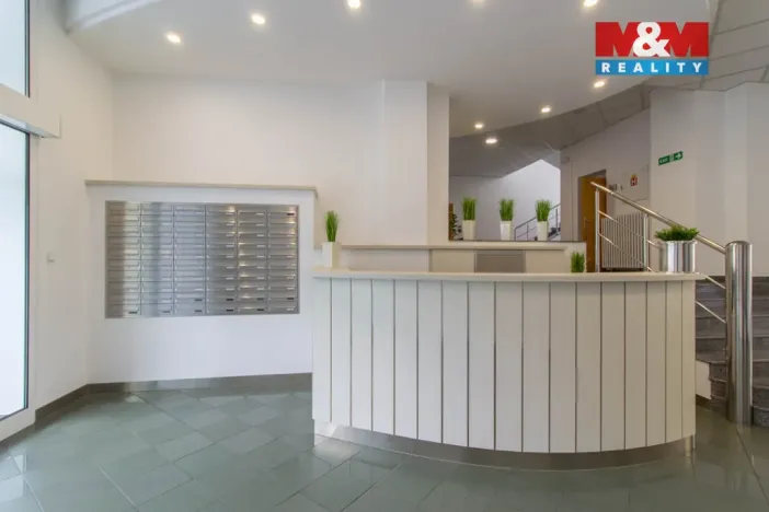 Pronájem kanceláře, Praha, Podbabská, 38 m2