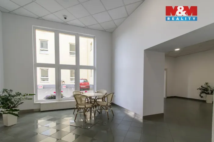 Pronájem kanceláře, Praha, Podbabská, 20 m2