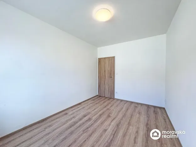 Pronájem bytu 2+1, Vémyslice, 55 m2