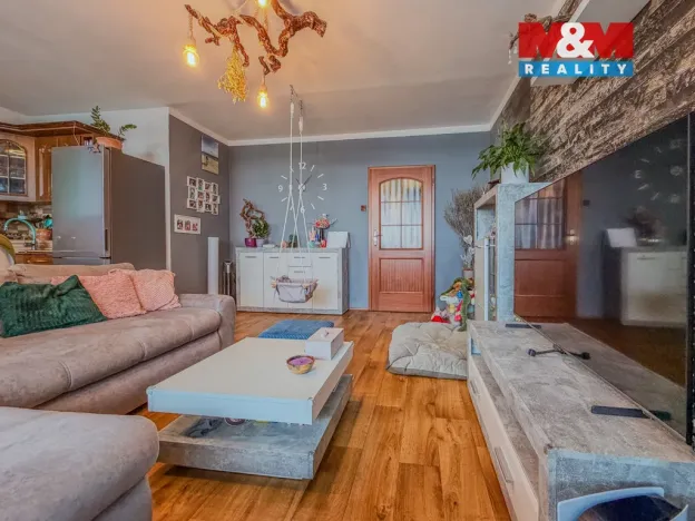 Prodej bytu 4+1, Litoměřice - Pokratice, Ladova, 77 m2