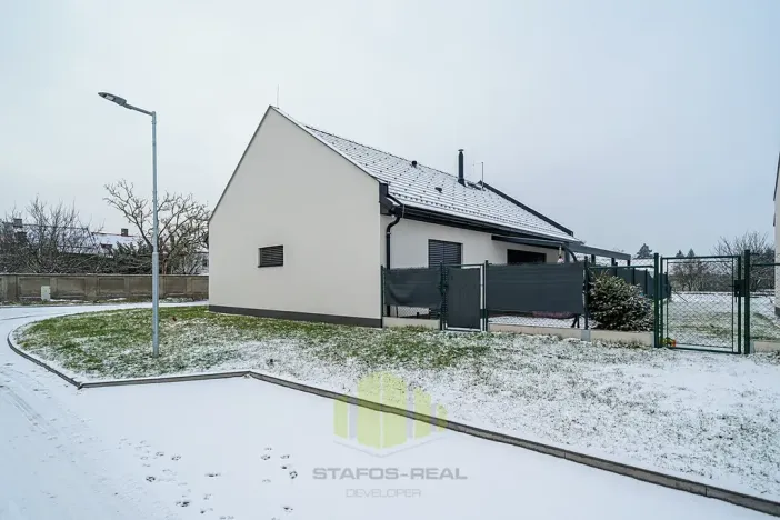 Prodej rodinného domu, Ústín, 128 m2