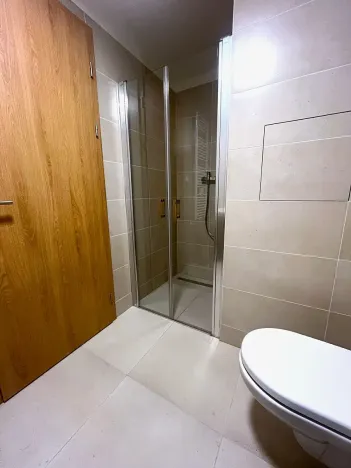 Pronájem bytu 1+kk, Praha, Poděbradská, 32 m2
