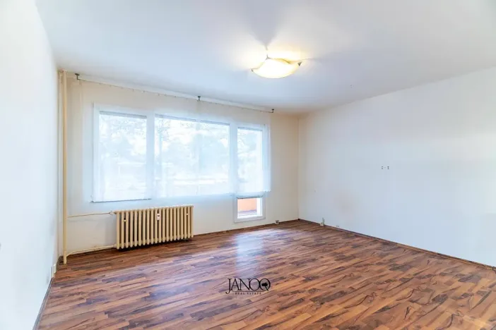 Pronájem bytu 1+kk, Brno, Irkutská, 33 m2