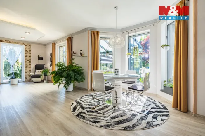 Prodej rodinného domu, Chomutov, Jarní, 190 m2