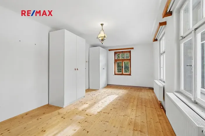 Prodej rodinného domu, Oselce, 168 m2