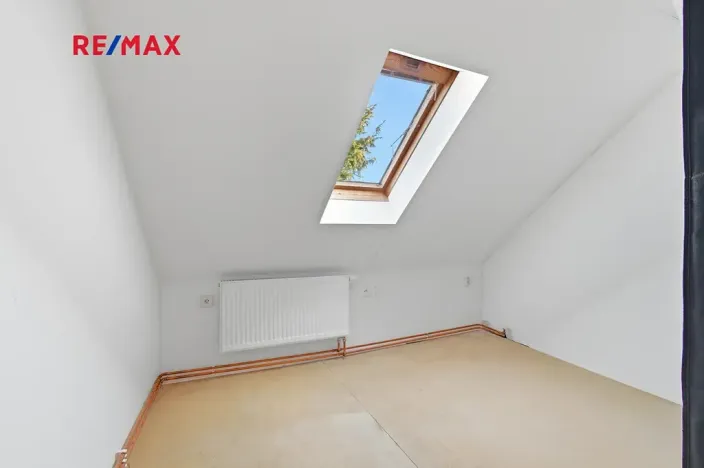 Prodej rodinného domu, Oselce, 168 m2