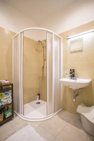 Pronájem bytu 2+kk, Praha - Libeň, Krejčího, 48 m2