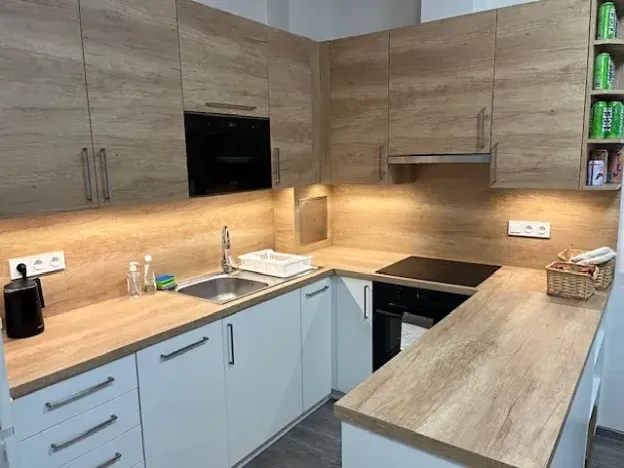 Pronájem bytu 2+kk, Praha - Žižkov, Jeseniova, 45 m2