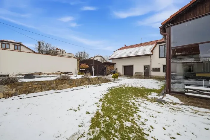 Prodej rodinného domu, Skvrňov, 288 m2