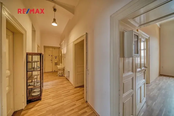 Prodej bytu 3+1, Praha - Smíchov, Janáčkovo nábřeží, 115 m2