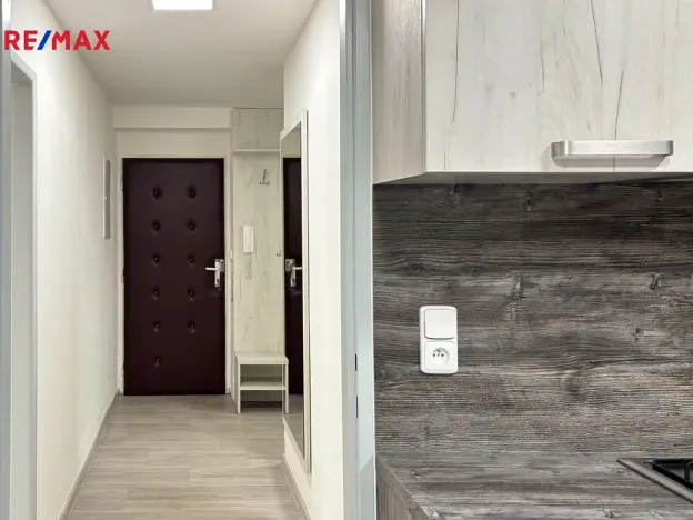 Pronájem bytu 2+1, Pardubice - Zelené Předměstí, Artura Krause, 52 m2