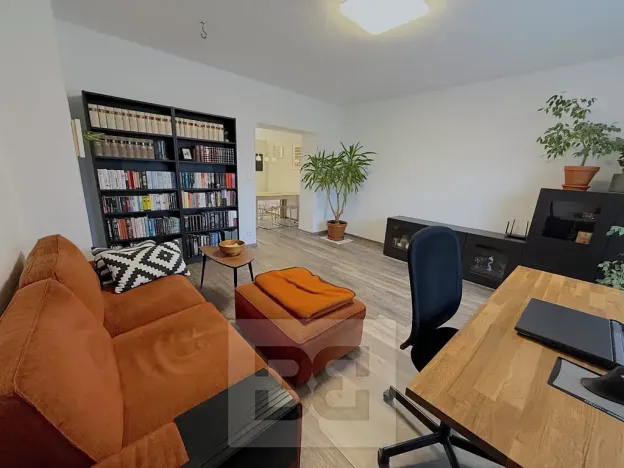 Pronájem bytu 2+1, České Budějovice, Heydukova, 70 m2