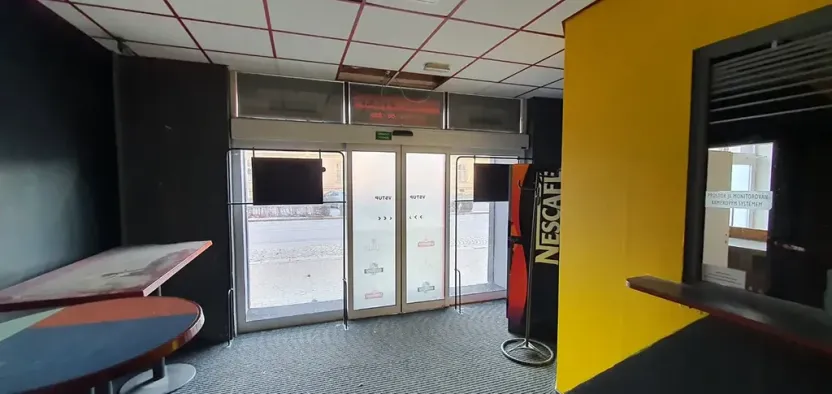 Pronájem obchodního prostoru, Přerov, Husova, 700 m2