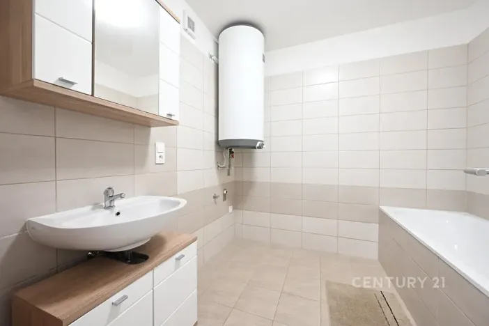 Pronájem bytu 3+kk, Plzeň, Učňovská, 63 m2