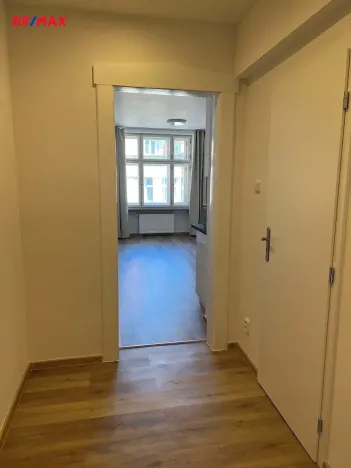 Pronájem bytu 2+kk, Praha - Vinohrady, Slezská, 52 m2