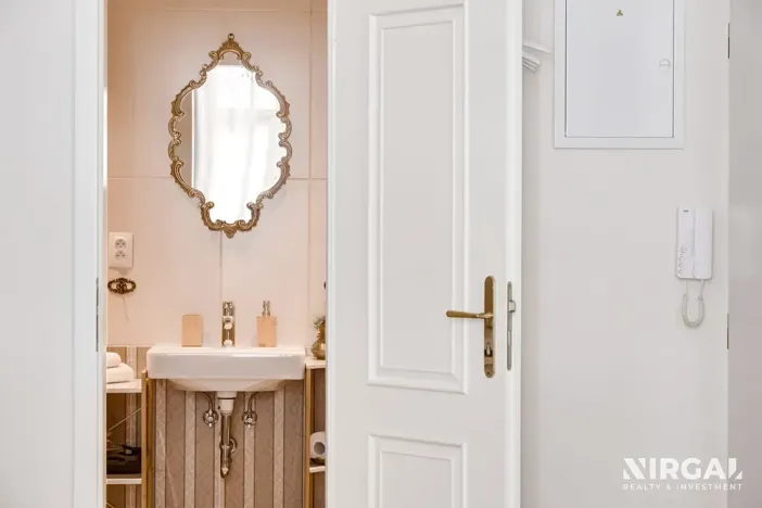 Prodej bytu 1+kk, Praha - Bubeneč, U studánky, 23 m2