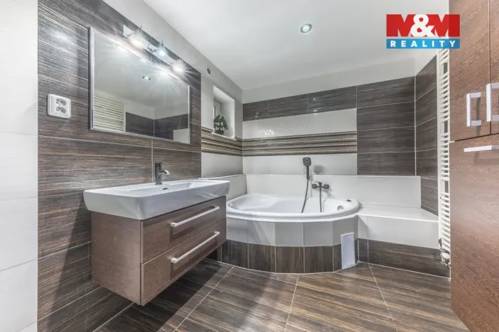 Prodej rodinného domu, Pertoltice pod Ralskem, 190 m2