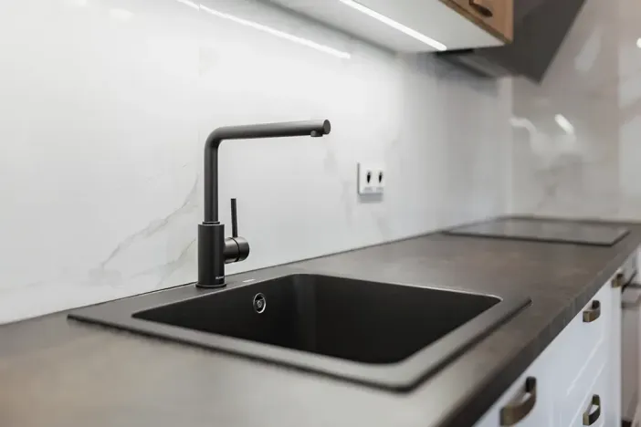 Prodej bytu 2+kk, Horní Planá, Náměstí, 47 m2