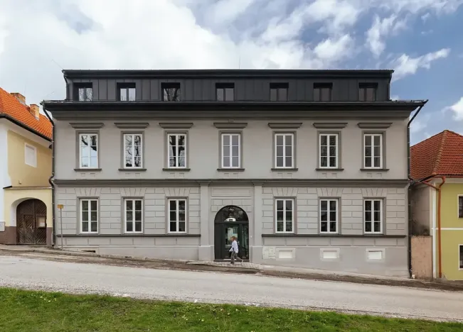 Prodej bytu 2+kk, Horní Planá, Náměstí, 47 m2