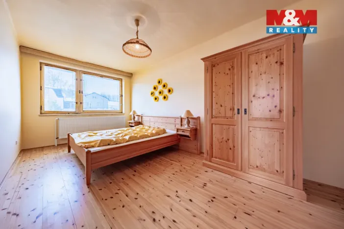 Prodej rodinného domu, Horní Branná, 300 m2