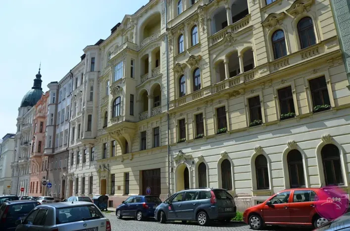 Pronájem bytu 2+kk, Olomouc, Javoříčská, 75 m2