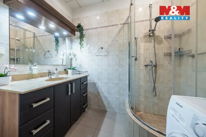 Prodej rodinného domu, Droužkovice, Rudé armády, 486 m2