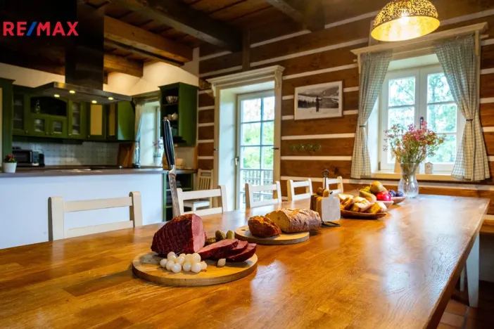 Prodej ubytování, Horní Maršov, Pod Černým vrchem, 212 m2