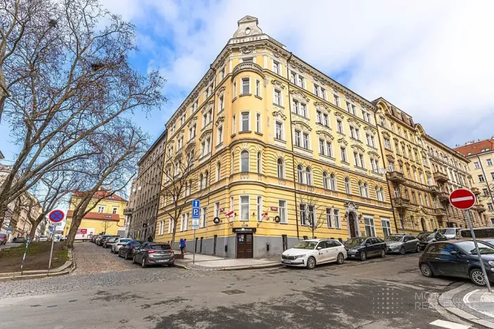 Pronájem kanceláře, Praha - Vinohrady, Čermákova, 170 m2