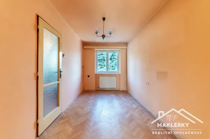 Prodej bytu 3+1, Velký Osek, Komenského, 56 m2