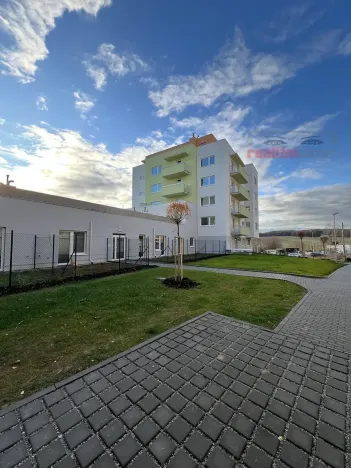 Pronájem bytu 1+kk, Brno, Křepelčí, 39 m2