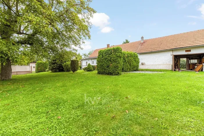 Prodej rodinného domu, Bašť, Předbojská, 58 m2