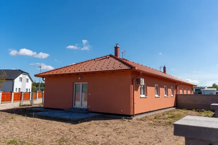 Pronájem rodinného domu, Káraný, Okružní, 110 m2