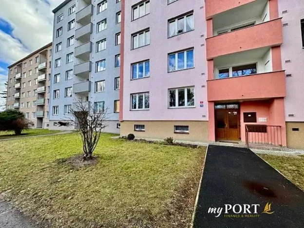 Prodej bytu 2+1, Karlovy Vary, Krušnohorská, 63 m2